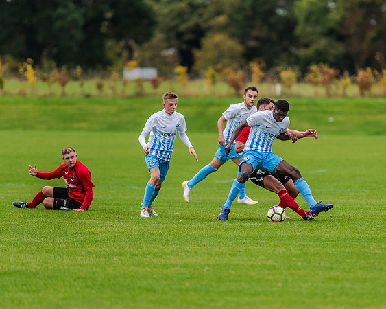 AFC Oaklands 2 v 1 Bengeo Trinity - Warm Up (294 of 297)