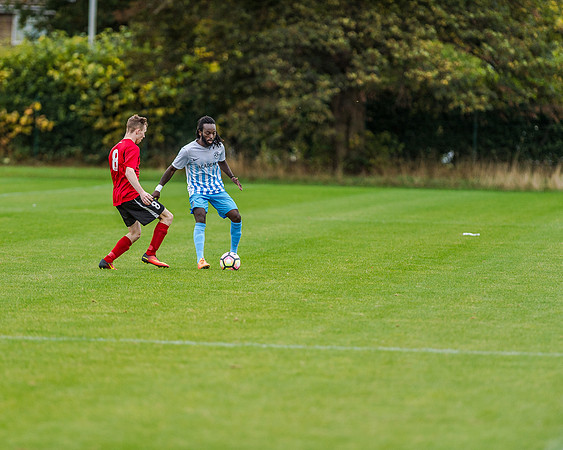 AFC Oaklands 2 v 1 Bengeo Trinity - Warm Up (197 of 297)