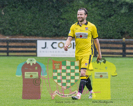 Royston Town 2 v 2 Chesham United (55 of 341)