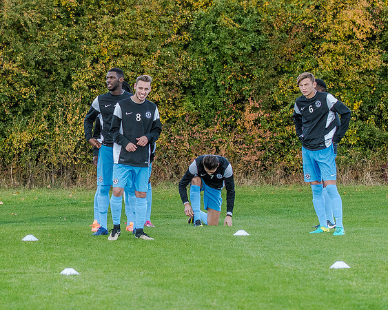 AFC Oaklands v Bengeo Trinity - Warm Up (15 of 109)