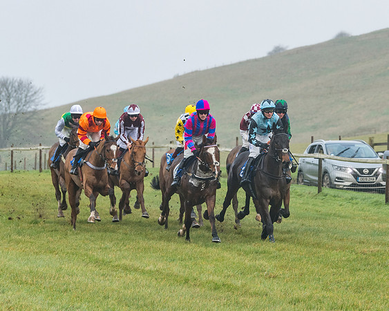 Race 1 - ITM 4 and 5 year Old Flat Race Div1 (5 of 86)