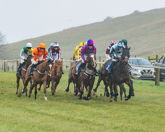 Race 1 - ITM 4 and 5 year Old Flat Race Div1 (7 of 86)