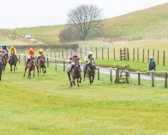 Race 1 - ITM 4 and 5 year Old Flat Race Div1 (30 of 86)