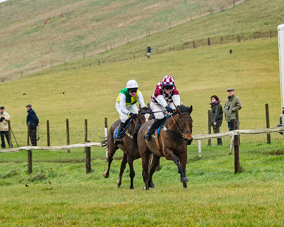 Race 1 - ITM 4 and 5 year Old Flat Race Div1 (37 of 86)