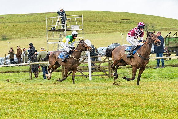 Race 1 - ITM 4 and 5 year Old Flat Race Div1 (51 of 86)