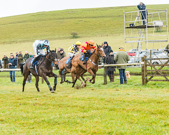 Race 1 - ITM 4 and 5 year Old Flat Race Div1 (54 of 86)