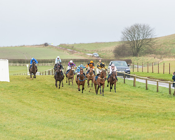 Race 2- ITM 4 and 5 year Old Flat Race Div2 (35 of 91)