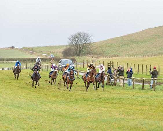 Race 2- ITM 4 and 5 year Old Flat Race Div2 (36 of 91)