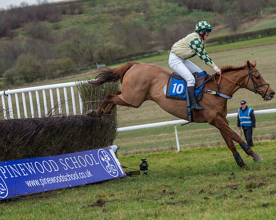 Race 5 - Jockey Club and ROR veteran Horse conditions Race. Division 1 - (104 of 171)