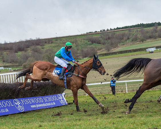 Race 5 - Jockey Club and ROR veteran Horse conditions Race. Division 1 - (74 of 171)