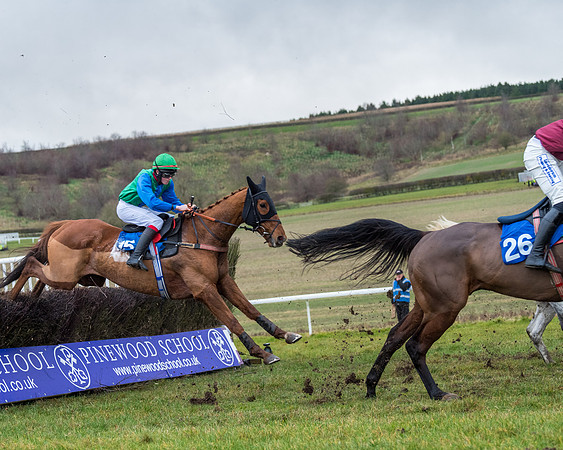 Race 5 - Jockey Club and ROR veteran Horse conditions Race. Division 1 - (73 of 171)