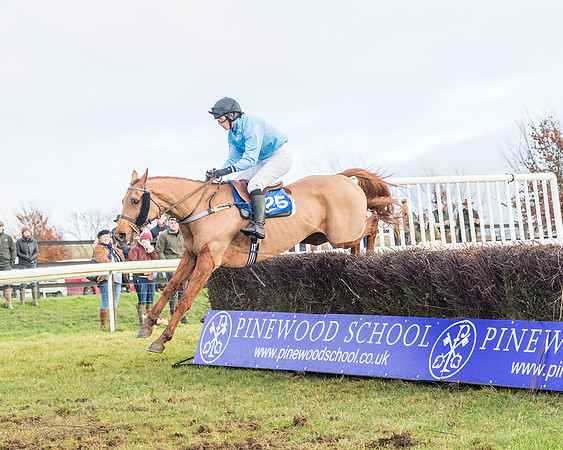 Race 6 - Jockey Club and ROR veteran Horse conditions Race. Division 2   (83 of 149)