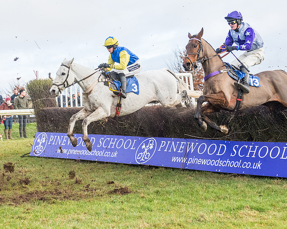 Race 6 - Jockey Club and ROR veteran Horse conditions Race. Division 2   (70 of 149)