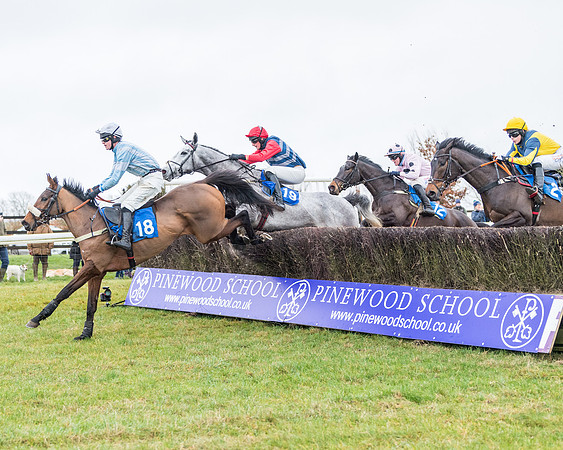 Race 3-  ITM Four and Five Year Olds open Maiden.- (58 of 134)