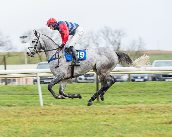 Race 3-  ITM Four and Five Year Olds open Maiden.- (25 of 134)