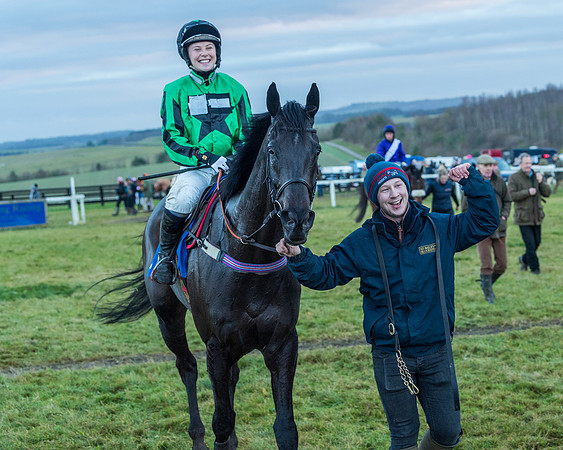 Race 9 - the Magee Equine for Pre training Breaking and water treadmill Six year olds and over Open Maiden Race  (219 of 256)