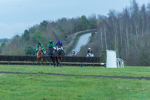 Race 9 - the Magee Equine for Pre training Breaking and water treadmill Six year olds and over Open Maiden Race  (154 of 256)