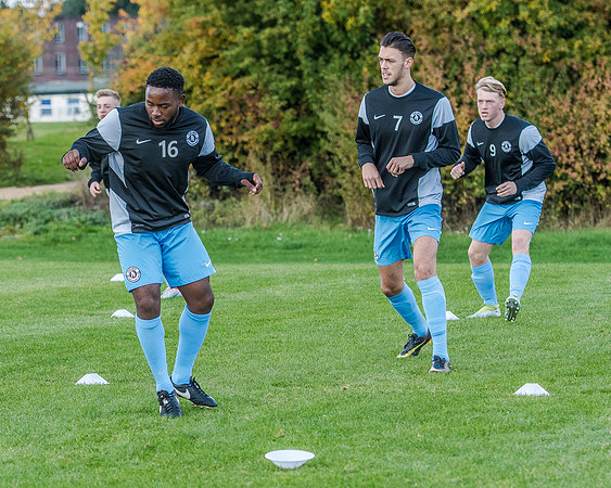 AFC Oaklands v Bengeo Trinity - Warm Up (67 of 109)