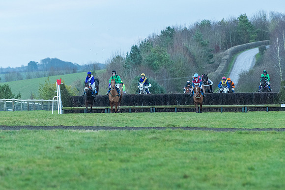 Race 9 - the Magee Equine for Pre training Breaking and water treadmill Six year olds and over Open Maiden Race  (102 of 256)
