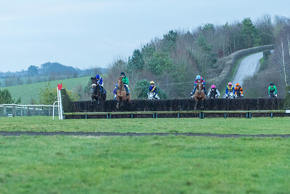 Race 9 - the Magee Equine for Pre training Breaking and water treadmill Six year olds and over Open Maiden Race  (99 of 256)