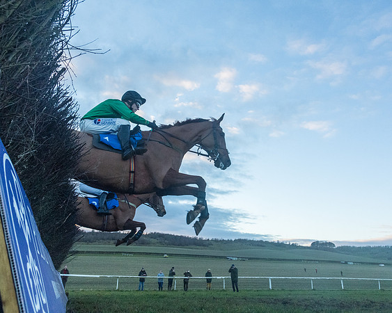 Race 9 - the Magee Equine for Pre training Breaking and water treadmill Six year olds and over Open Maiden Race  (87 of 256)