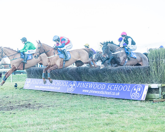 Race 9 - the Magee Equine for Pre training Breaking and water treadmill Six year olds and over Open Maiden Race  (68 of 256)