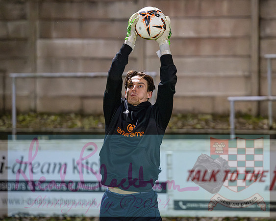 Chesham Utd 3 v 1 Chippenham Town (20 of 416)