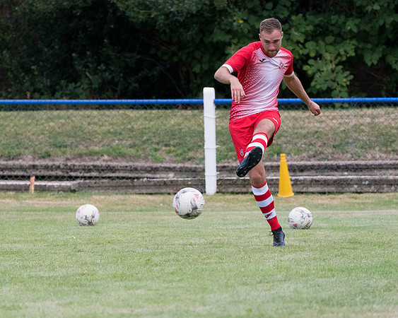 Pre season game 2 - Marlow 2 Rams 0  (5 of 170)