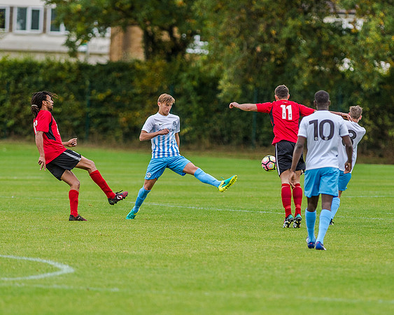 AFC Oaklands 2 v 1 Bengeo Trinity - Warm Up (196 of 297)