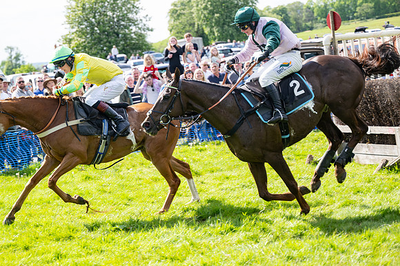 Race 4 -  2M4F Conditions  (81 of 102)