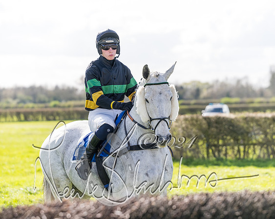 Race 3 - Novice Riders (2 of 130)
