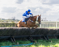Race 3 - Novice riders