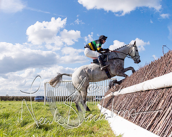 Race 3 - Novice Riders (102 of 130)