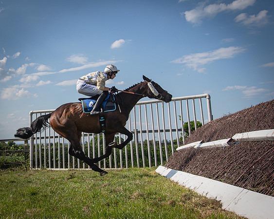 Race 4 Empire De Maulde - Seb Mead winners of The Perry’s of Aylesbury Jaecoo Men’s Open Race (87 of 190)