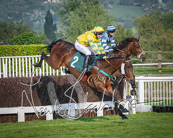 Race 4 - The Jonathan Neesom memorial open Hunter’s steeplechase 3m2f 70y (45 of 167)
