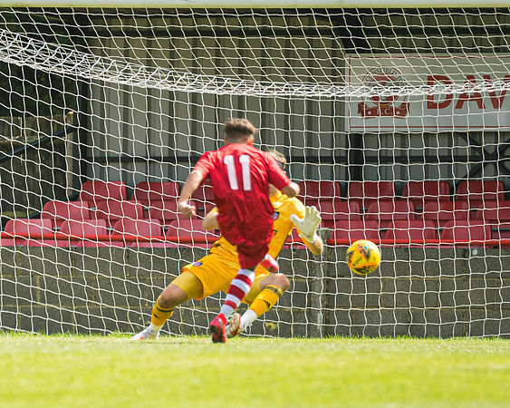 Rams 1 Hampton & Richmond Borough 6  (107 of 270)