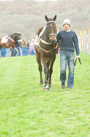 Race 4 - Nov-vets 10
