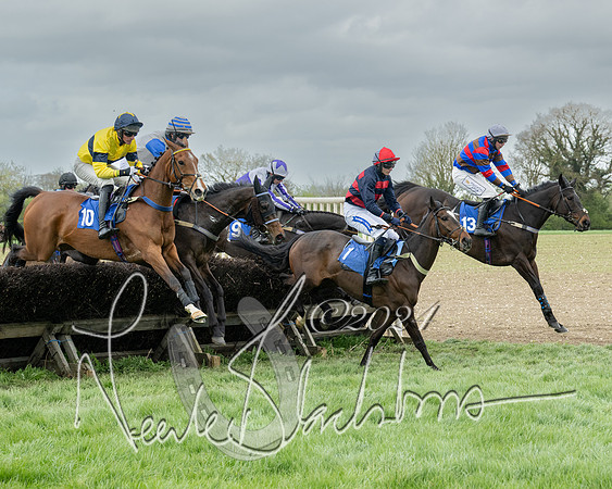 Race 2 - Six and Over Maiden  (84 of 131)