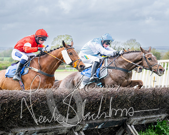 Race 3 - Jockey club ROR Veteran Horse Condidtions  (84 of 118)