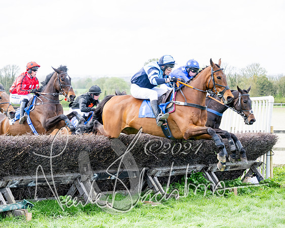 Race 6 - Novice riders (63 of 105)