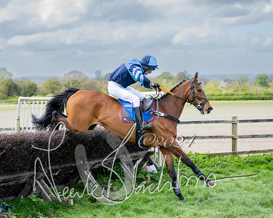 Race 6 - Novice riders (78 of 105)