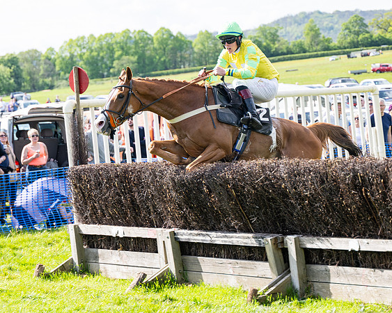 Race 4 -  2M4F Conditions  (77 of 102)