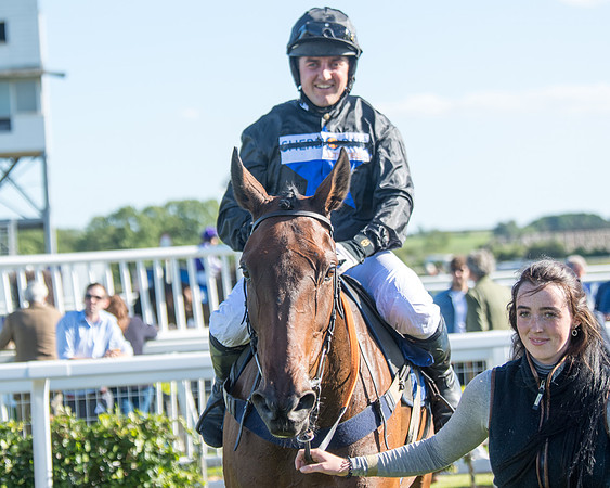 Race 1 - PPSA Open Hunter chase (69 of 78)