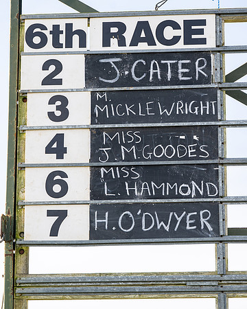 Race 6 - Grassroots riders (1 of 140)