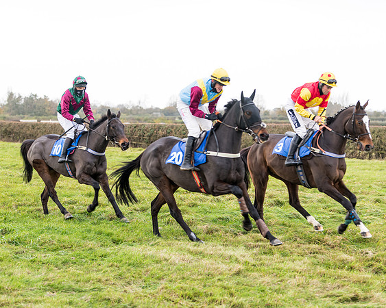 Race 2 - 3 mile maiden Div 2  (48 of 370)
