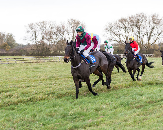 Race 2 - 3 mile maiden Div 2  (83 of 370)