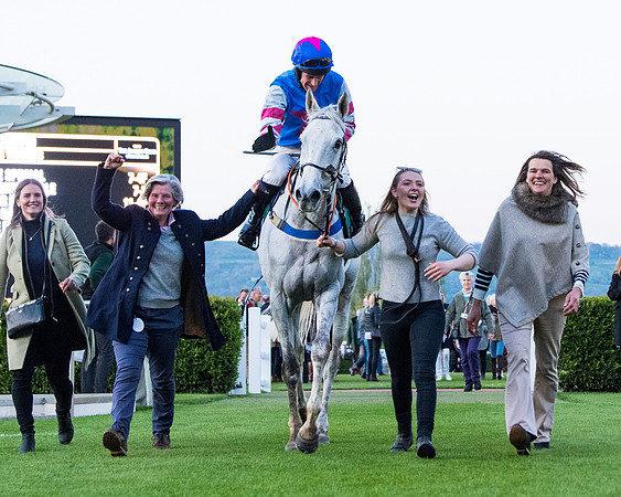 Race 7 - Glos Hussars  (191 of 245)