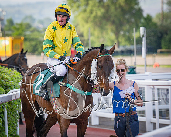 Race 4 - The Jonathan Neesom memorial open Hunter’s steeplechase 3m2f 70y (22 of 167)