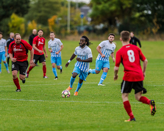 AFC Oaklands 2 v 1 Bengeo Trinity - Warm Up (200 of 297)
