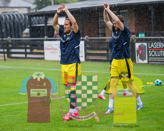 Royston Town 2 v 2 Chesham United (17 of 341)